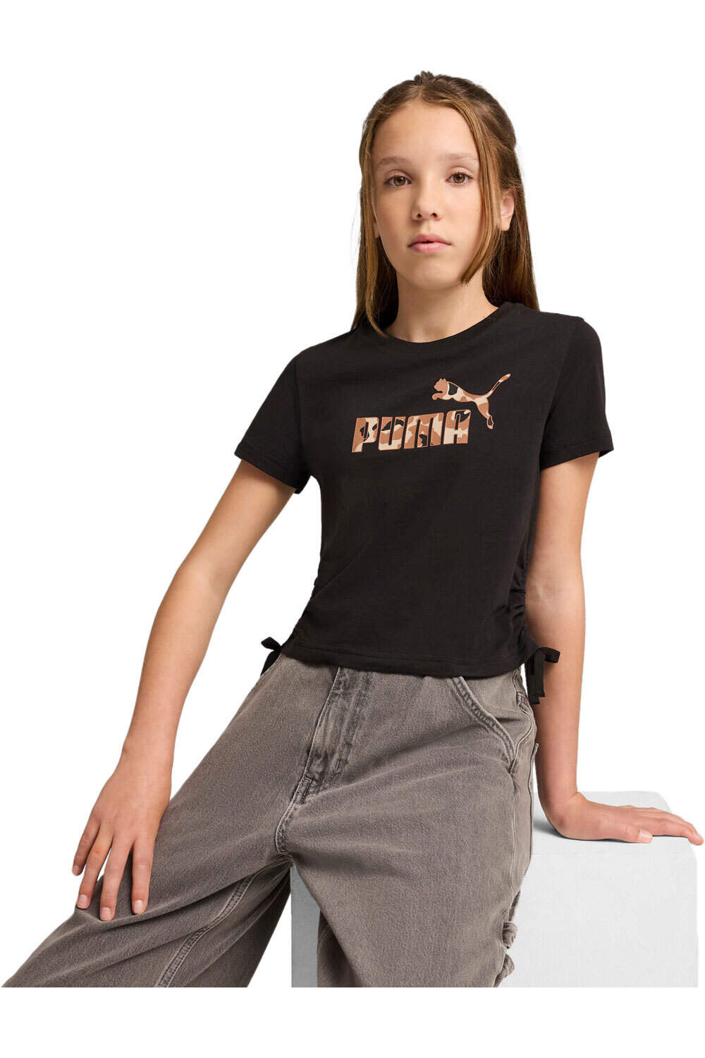 Puma camiseta manga corta niña ESS ANIMAL Logo Infill Knotted Tee G vista frontal