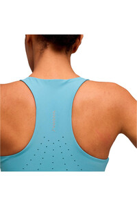 Puma camiseta técnica tirantes mujer W LIGHTSPEED CROP TO vista detalle