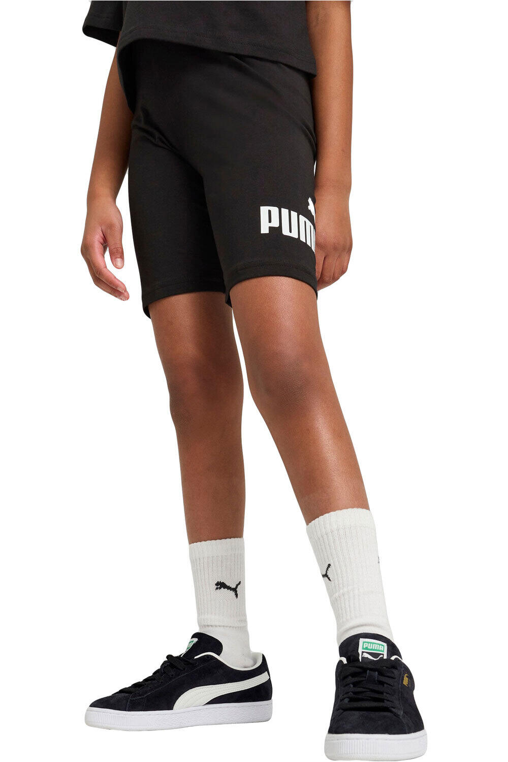 Puma malla corta niña ESS No. 1 Logo Short vista frontal