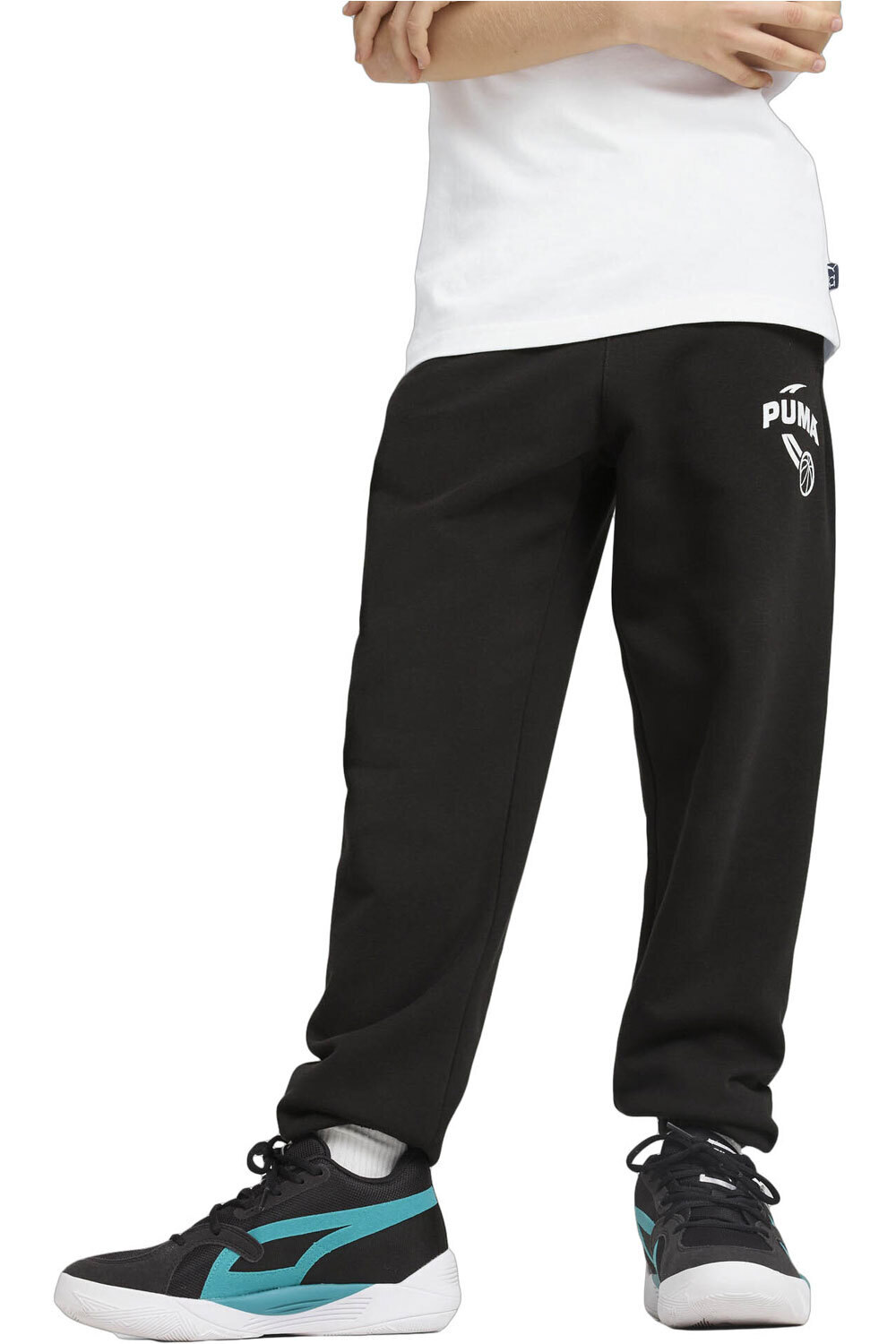 Puma pantalón niño BASKETBALL Posterize Sweatpants TR B vista frontal