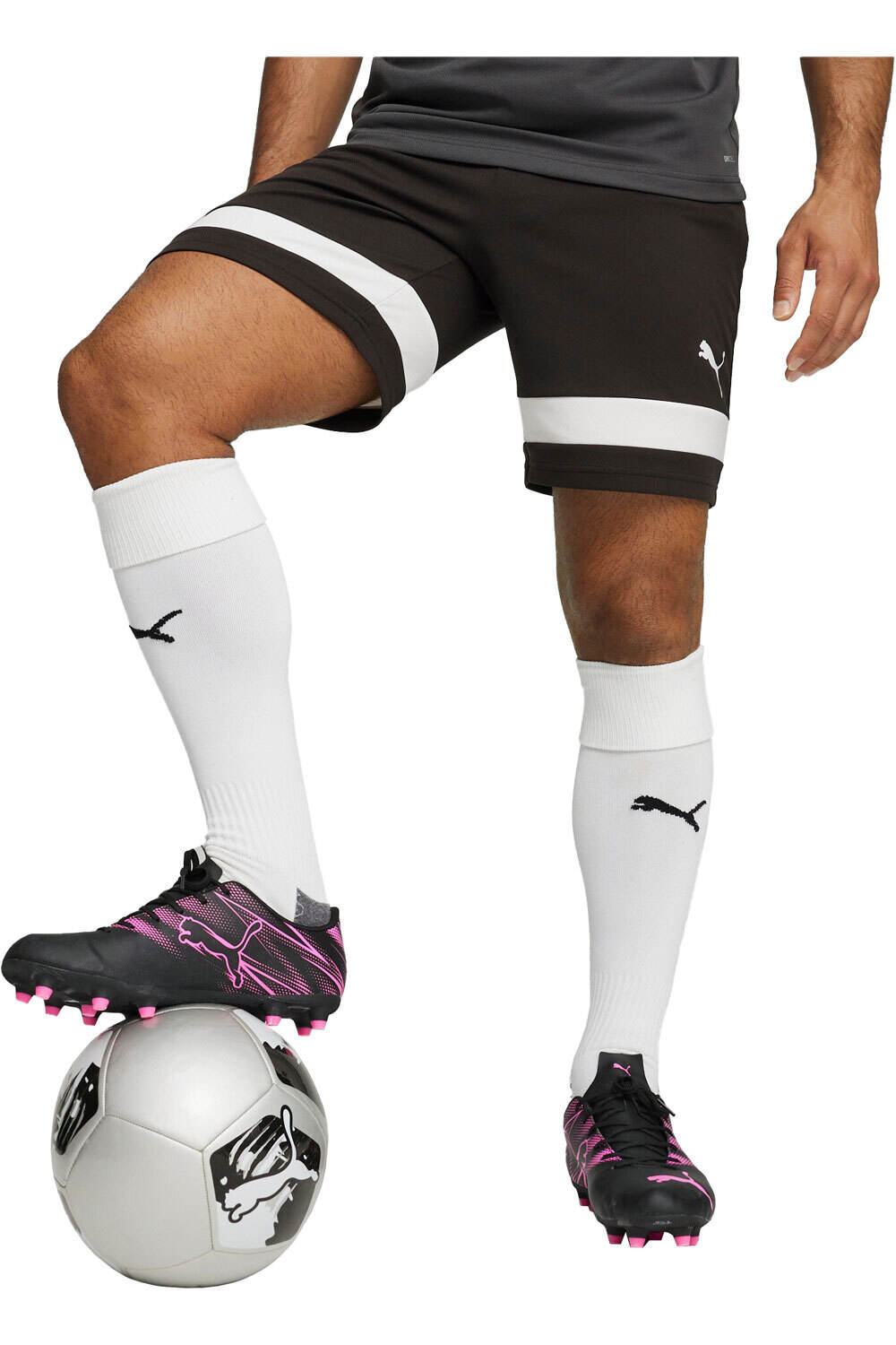 Puma pantalones cortos futbol individualRISE Shorts vista frontal