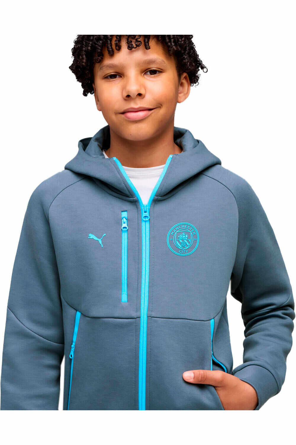 Puma sudadera entrenamiento fútbol niño MCFC PUMATECH FZ Hoo vista detalle