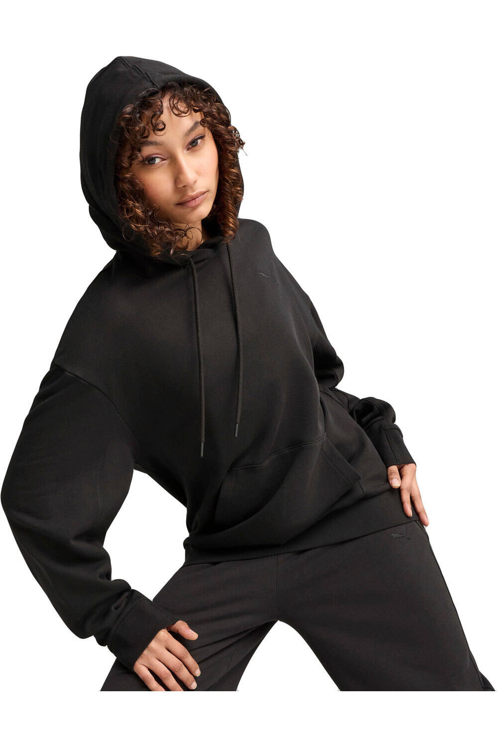 Puma sudadera mujer HER Relaxed Hoodie TR vista frontal