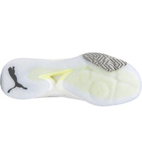 Puma zapatilla indoor hombre Accelerate Nitro SQD vista trasera