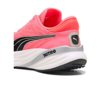 Puma zapatilla running mujer Magnify NITRO 2 FADE vista trasera