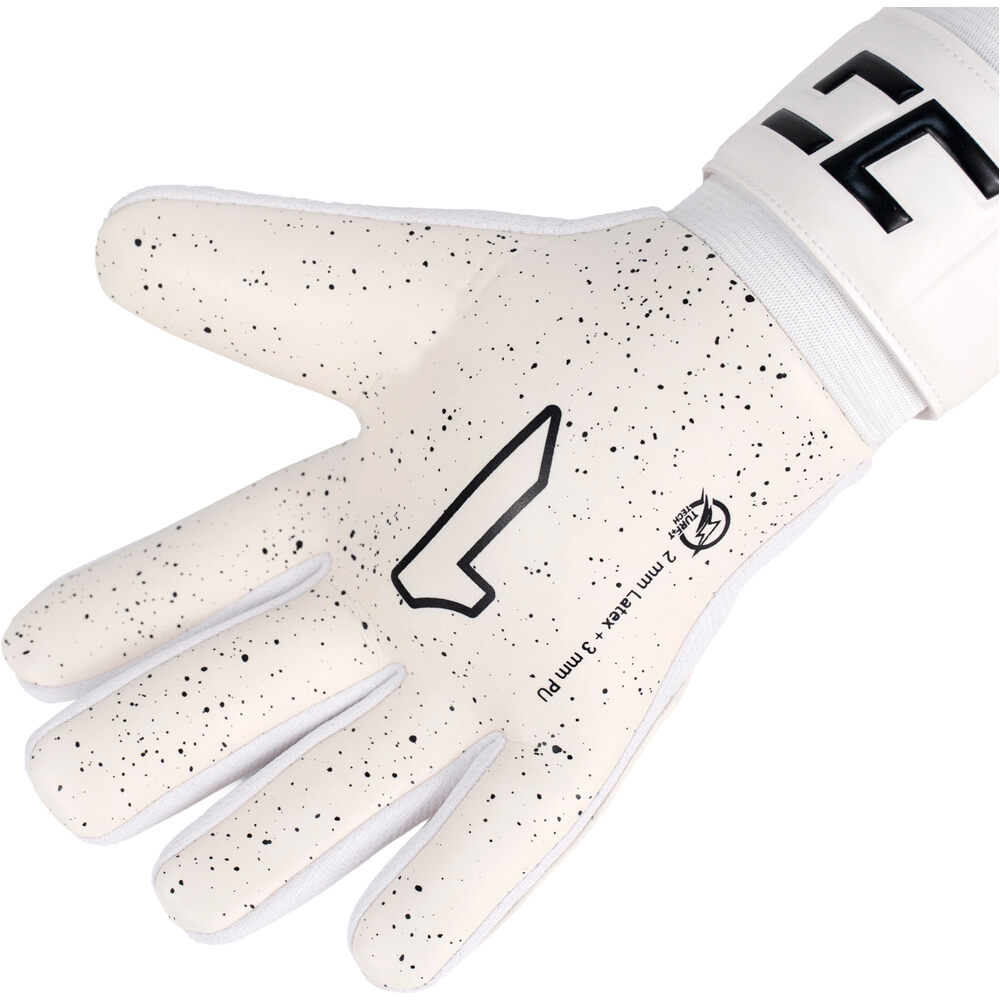 Rinat guantes portero infantil ARES GRAVITY JOAN GARCIA JR BLOR 02