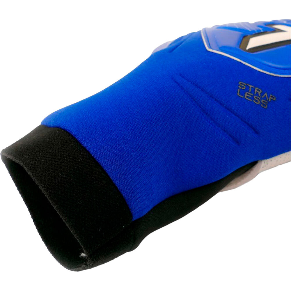 Rinat guantes portero infantil NKAM TRAINING JR AZBL 03