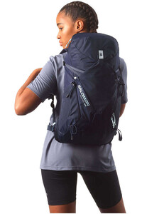Salomon mochila montaña AEROTREK 18 WOMEN 01