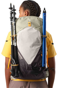 Salomon mochila montaña AEROTREK 28 WOMEN 05