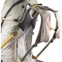Salomon mochila montaña AEROTREK 28 WOMEN 09