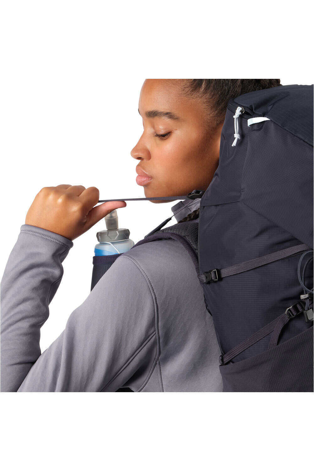 Salomon mochila montaña AEROTREK 38 WOMEN 02