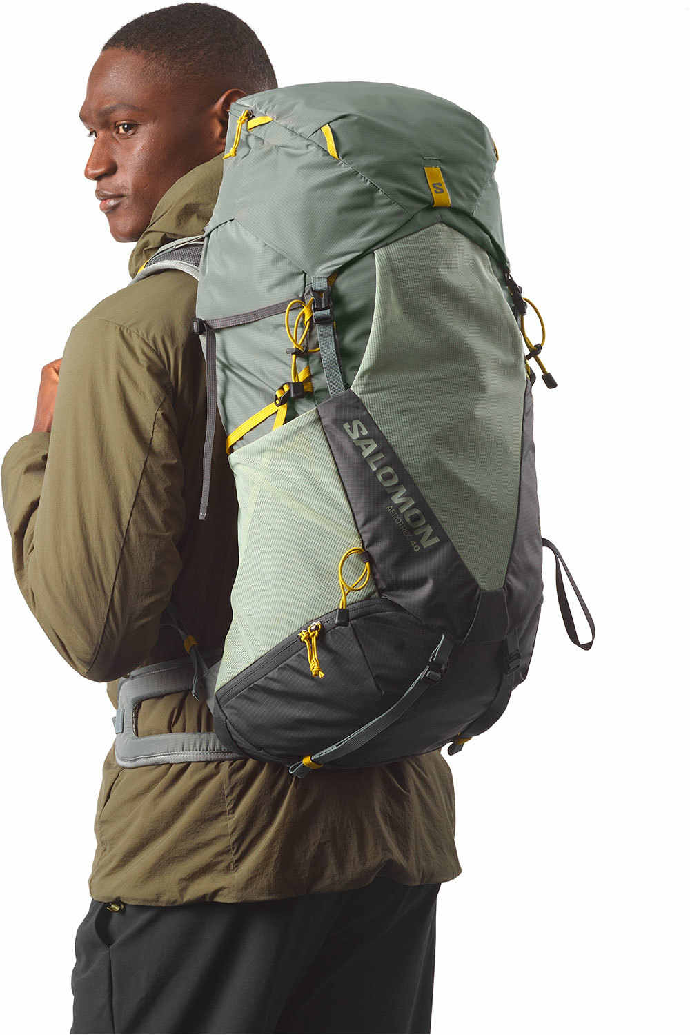 Salomon mochila montaña AEROTREK 40 01