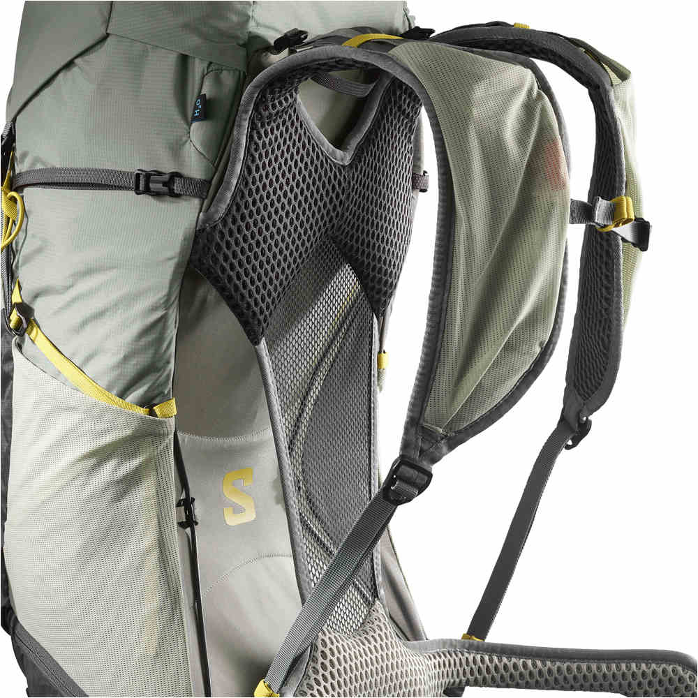 Salomon mochila montaña AEROTREK 40 09
