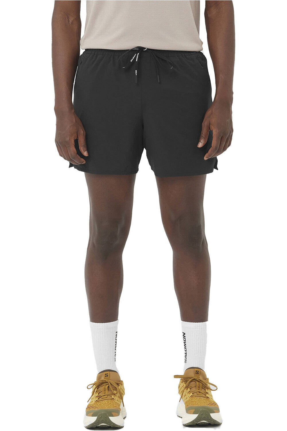 Salomon pantalón running hombre SHKout CORE SHORTS 5 M vista frontal
