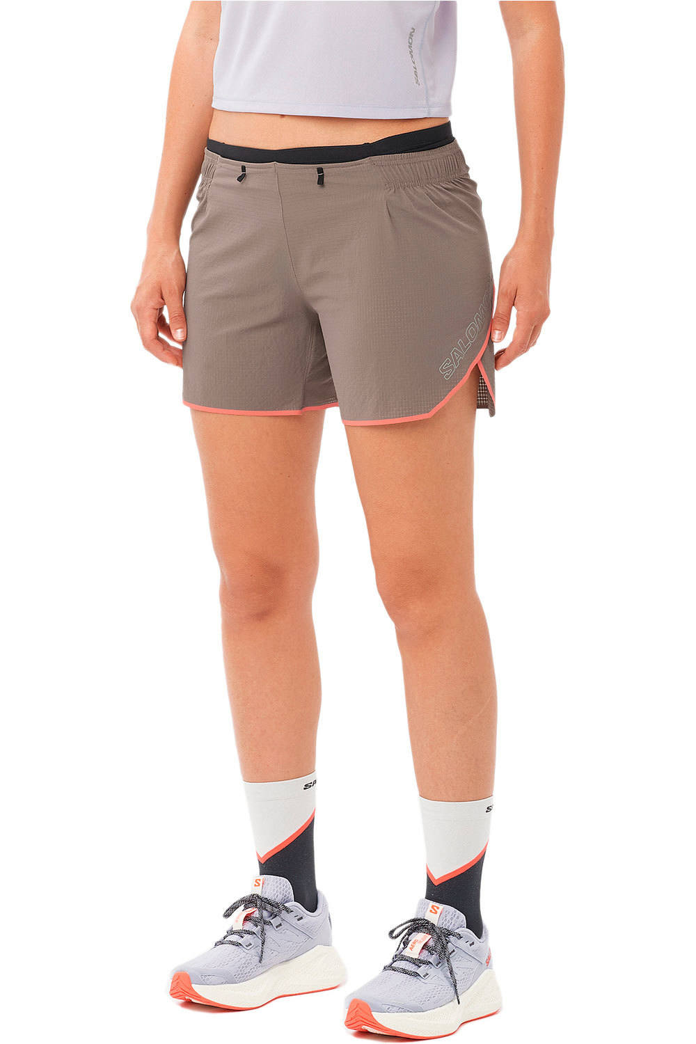 Salomon pantalones cortos trail running mujer SENSE AERO 5 SHORTS W vista frontal