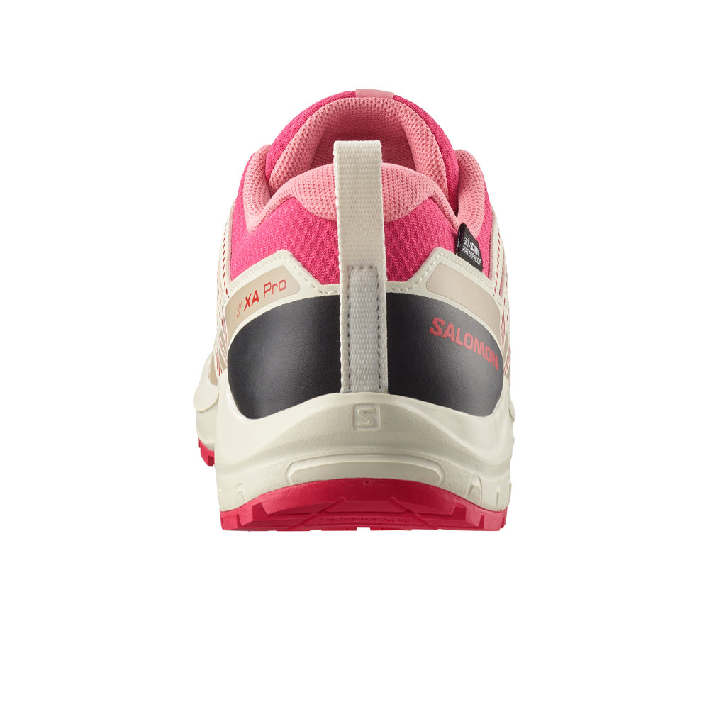 Salomon zapatilla trekking niño XA PRO V8 WP J vista trasera
