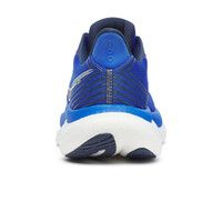 Saucony zapatilla running hombre TRIUMPH 23 vista trasera