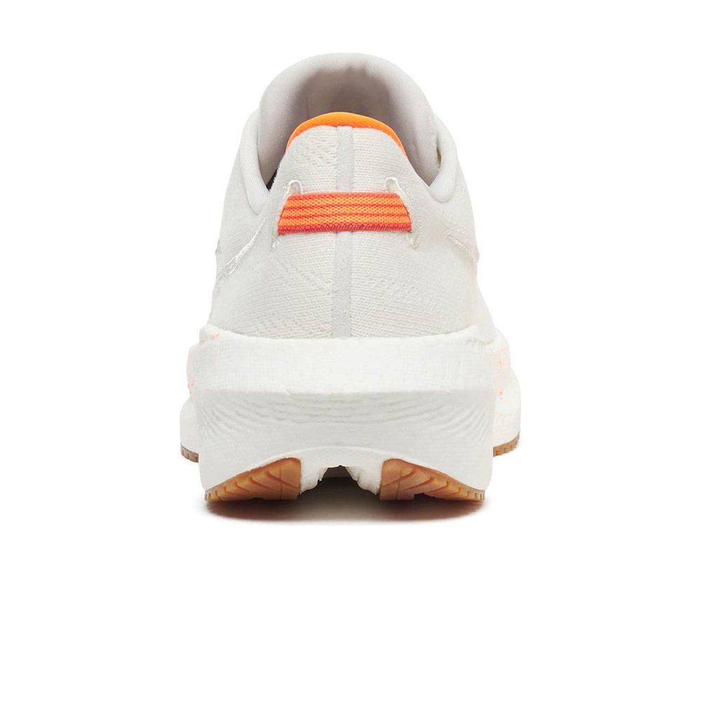 Saucony zapatilla running mujer TRIUMPH RFG vista trasera