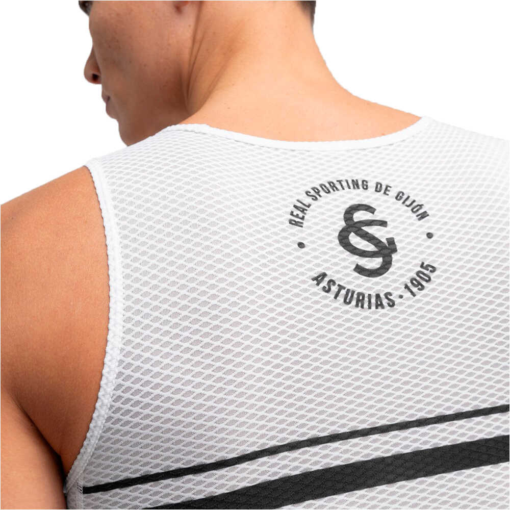 Siroko camiseta térmica manga corta SC BL Capitn vista detalle