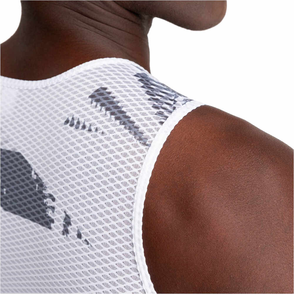Siroko camiseta térmica manga corta VIBZ Auba vista detalle