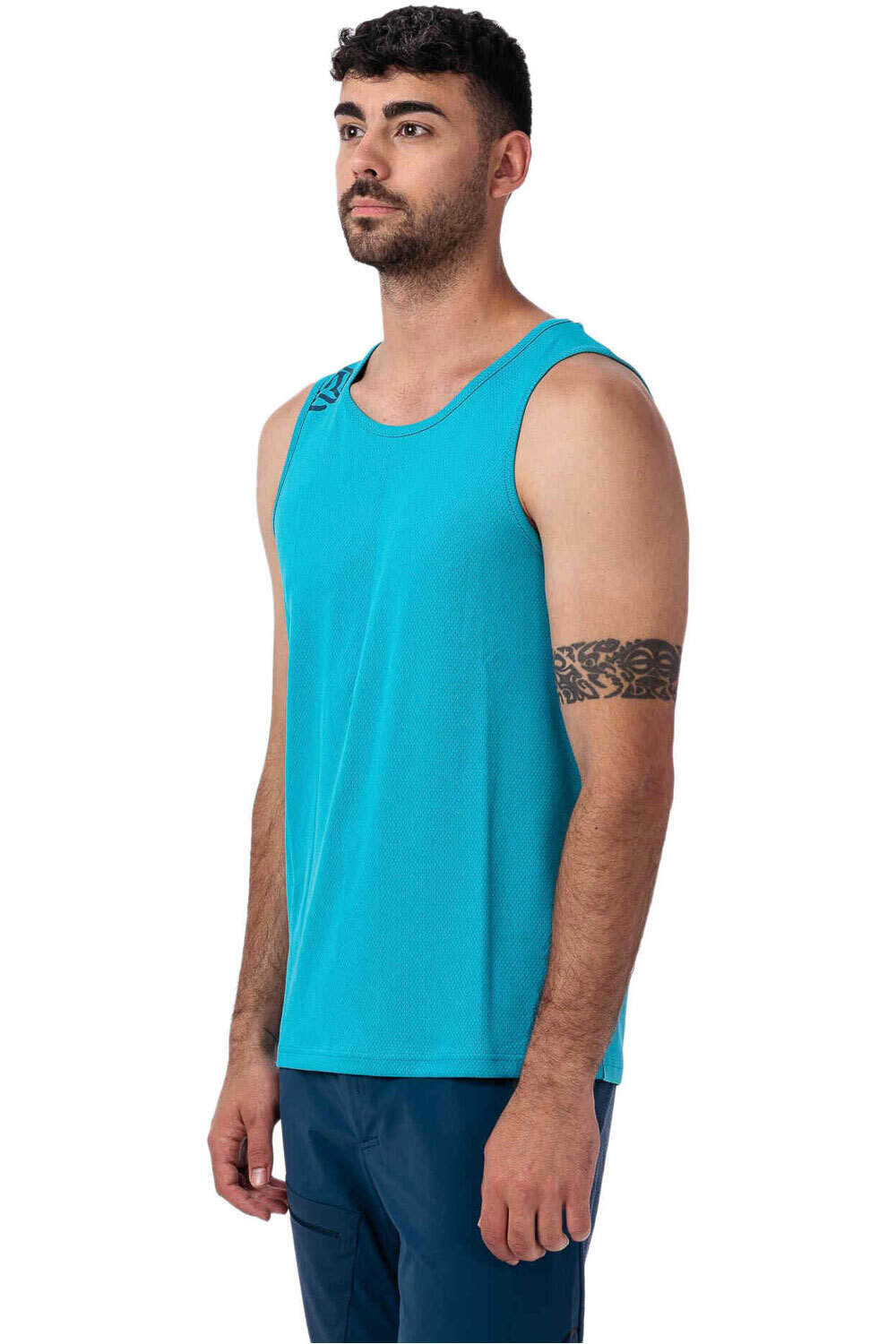 Ternua camiseta montaña manga corta hombre AFTIR TANK TOP M vista trasera