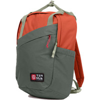 Ternua mochila montaña RED BAY 18 vista frontal