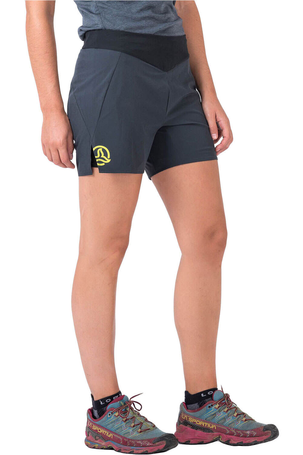 Ternua pantalón corto montaña mujer PACE SHT W vista detalle