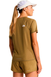 The North Face camiseta entrenamiento manga corta mujer W SUNRISER SS vista trasera
