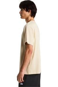 The North Face camiseta montaña manga corta hombre M ESSENTIAL CENTER LOGO RELAXED SHORT SL vista detalle