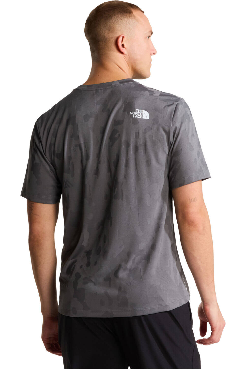 The North Face camiseta montaña manga corta hombre M MOUNTAIN ATHLETICS SS TEE 2.0 vista trasera