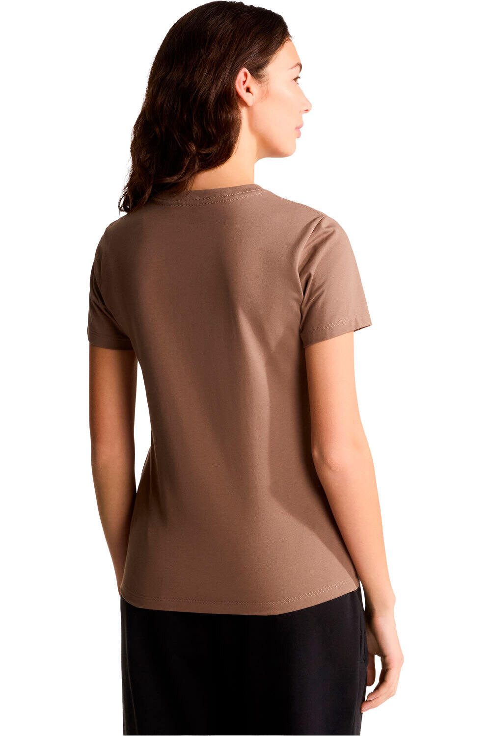 The North Face camiseta montaña manga corta mujer W EVOLUTION SIMPLE DOME SLM SHORT SLEEVE vista trasera