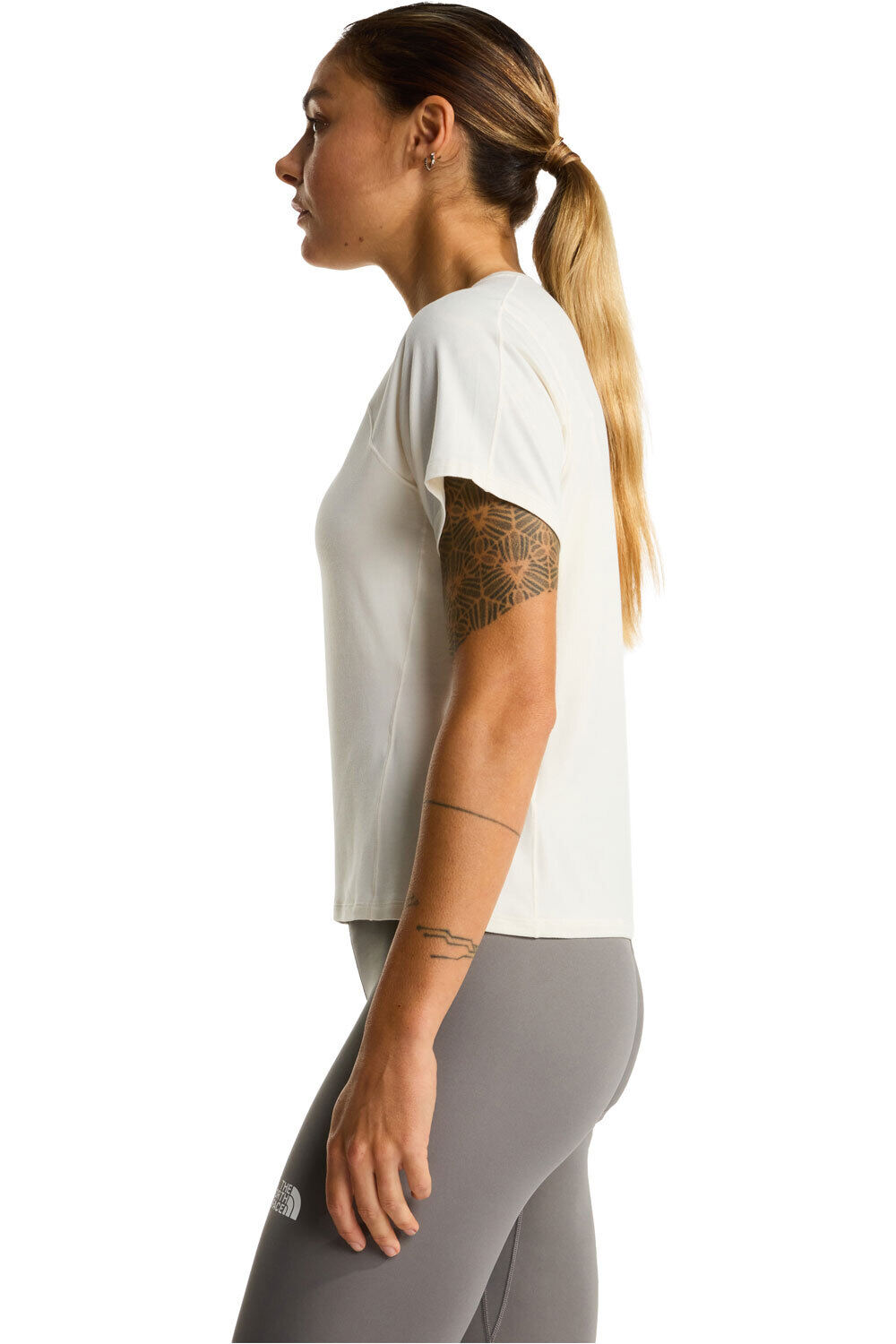 The North Face camiseta montaña manga corta mujer W JAIDA SS TEE vista detalle