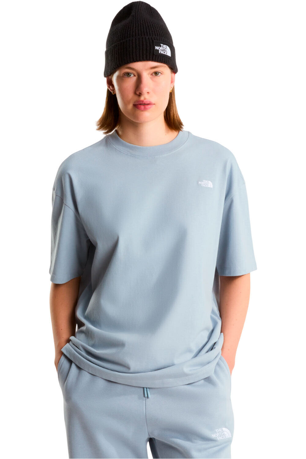 The North Face camiseta montaña manga corta mujer W TNF ESSENTIAL SIMPLE DOME OS SS TEE vista frontal