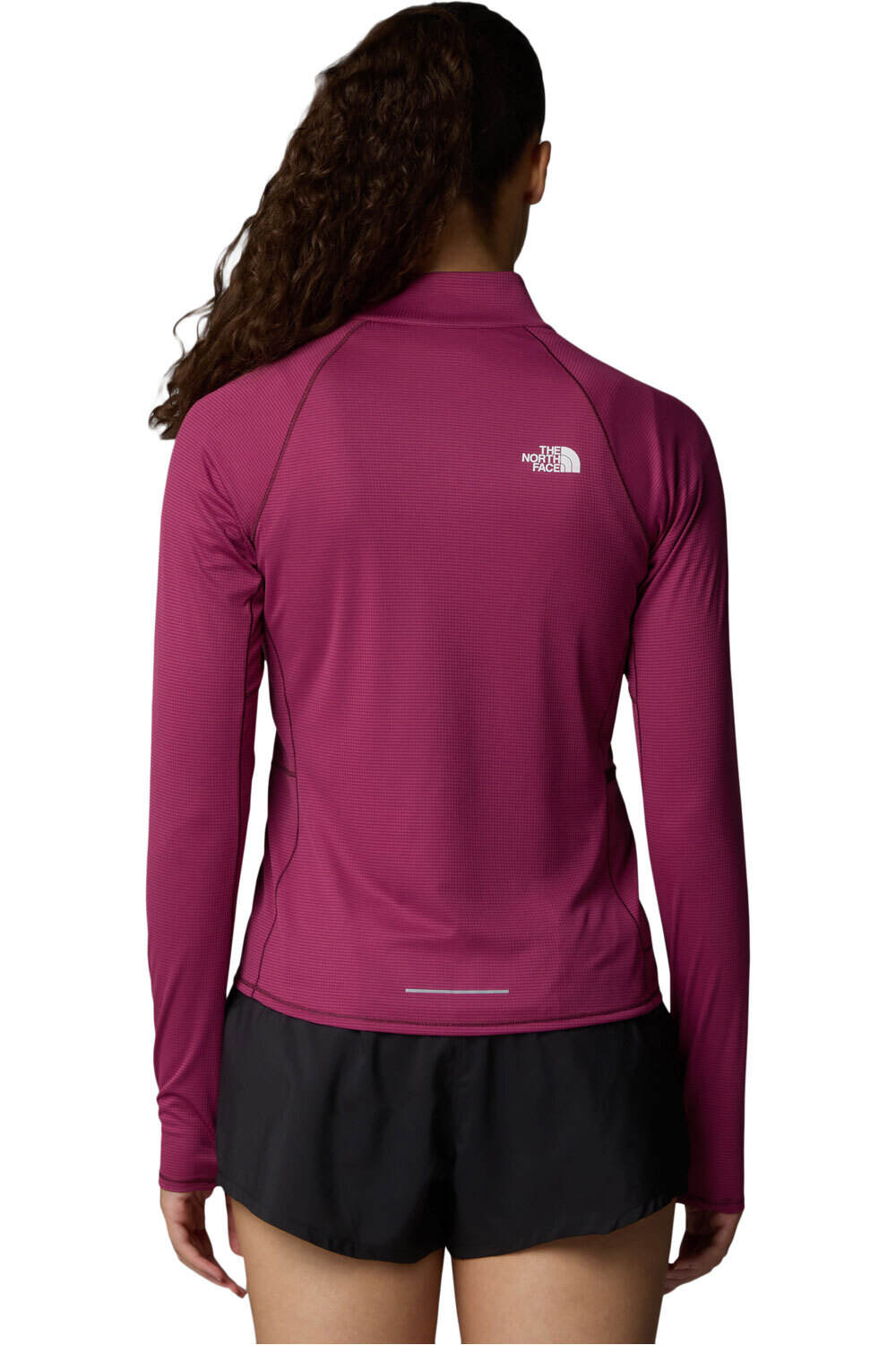 The North Face camiseta montaña manga larga mujer W SUNRISER 1/4 ZIP vista trasera