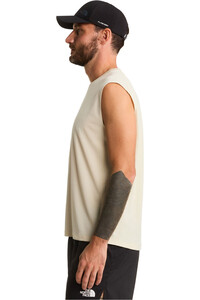 The North Face camisetas trail running tirantes hombre M LIGHTBRIGHT TANK vista detalle