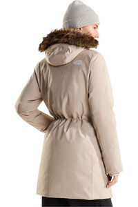 The North Face chaqueta impermeable insulada mujer W ARCTIC PARKA vista trasera
