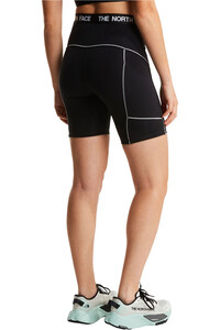 The North Face Malla Corta Mujer W CAMBRENA TIGHT SHORT vista trasera