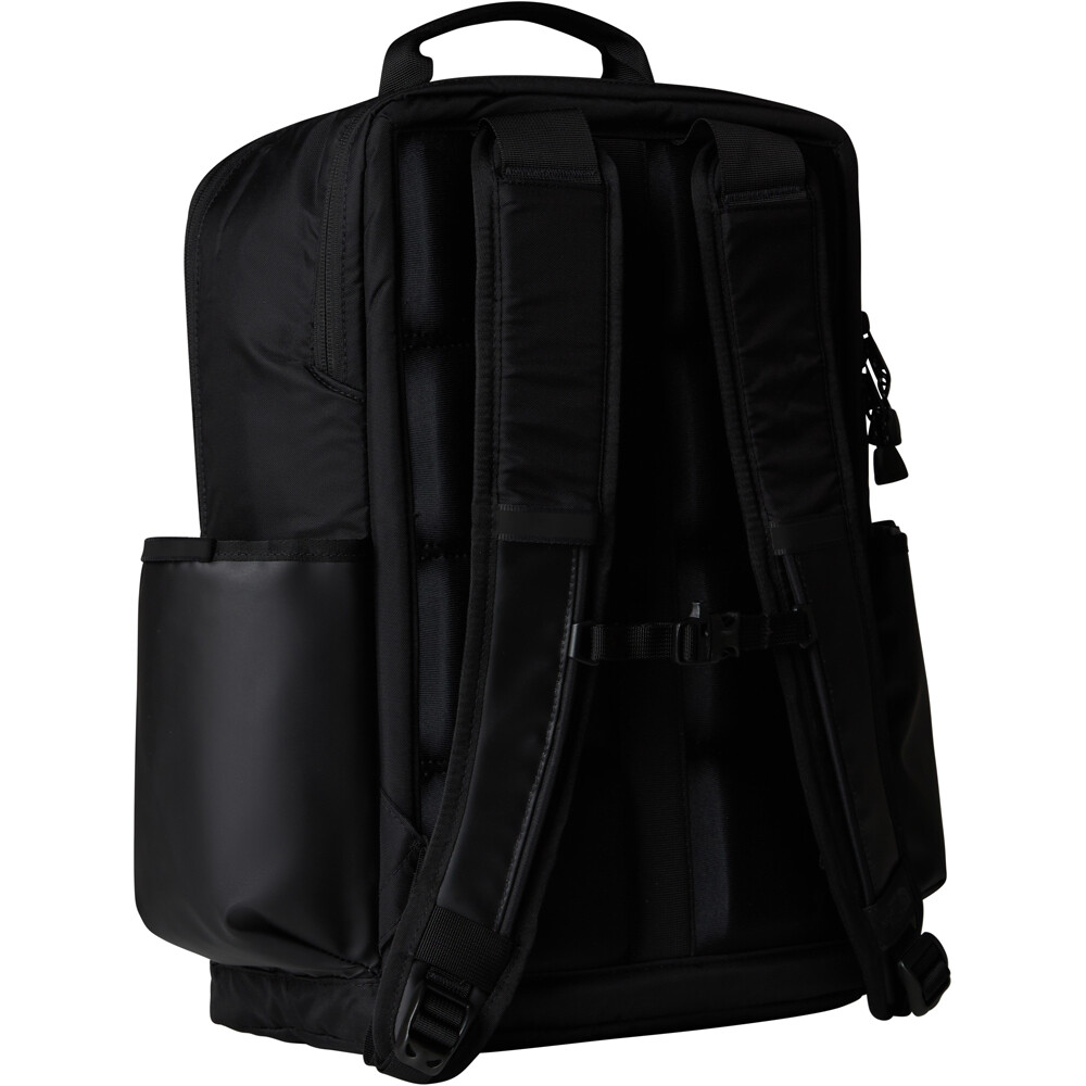 The North Face mochila montaña BASE CAMP DAYPACK 01