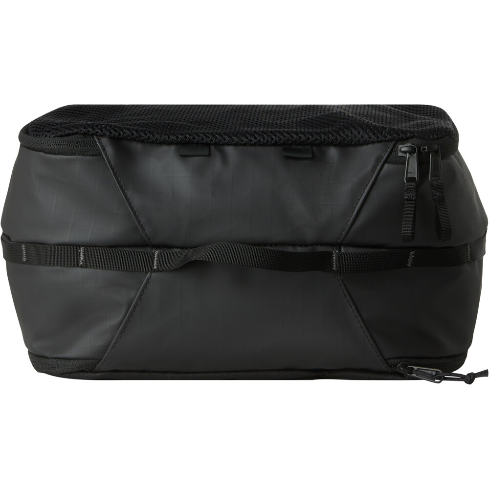 The North Face mochila montaña BASE CAMP VOYAGER CUBE 02