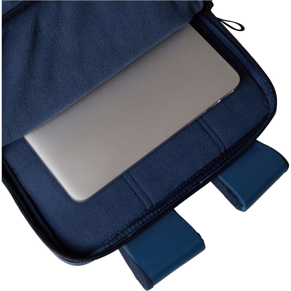 The North Face mochila montaña BASE CAMP VOYAGER DAYPACK 07