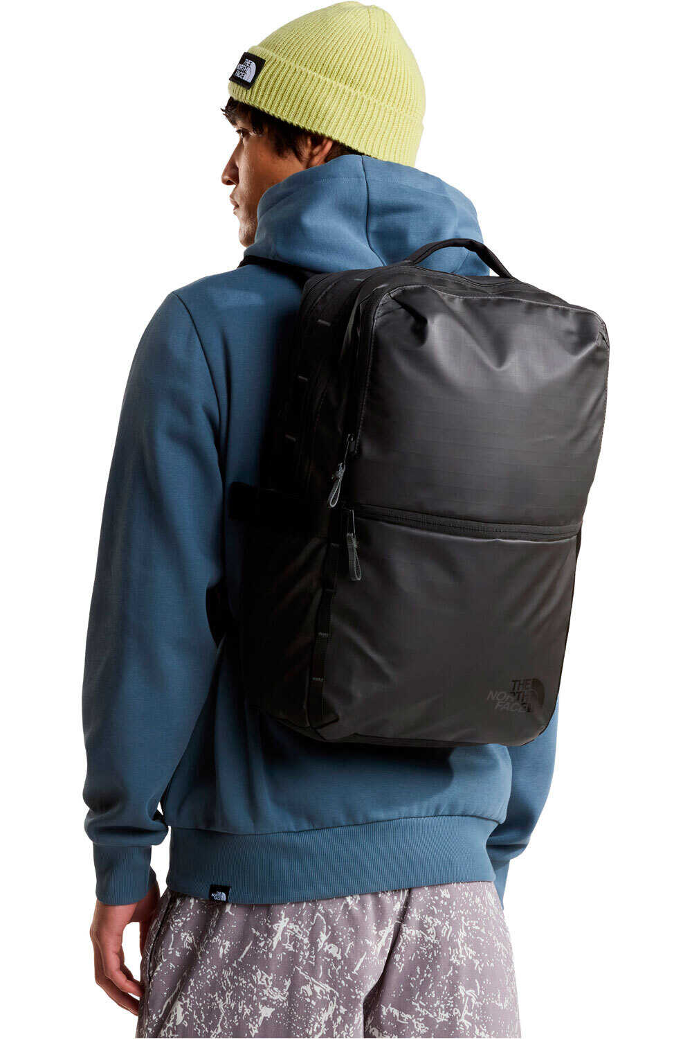 The North Face mochila montaña BASE CAMP VOYAGER DAYPACK vista frontal