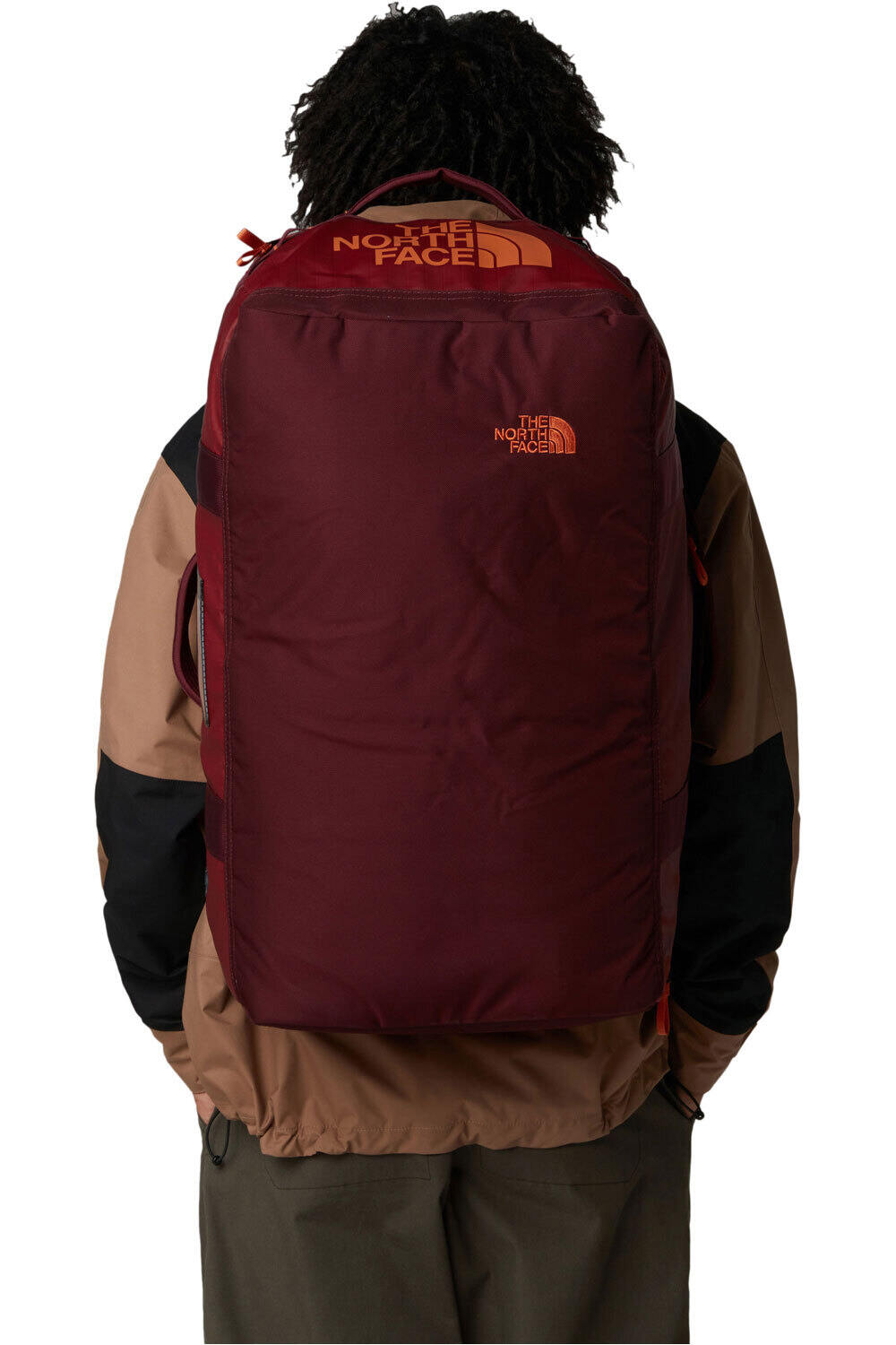 The North Face mochila montaña BASE CAMP VOYAGER DUFFEL 62L vista frontal