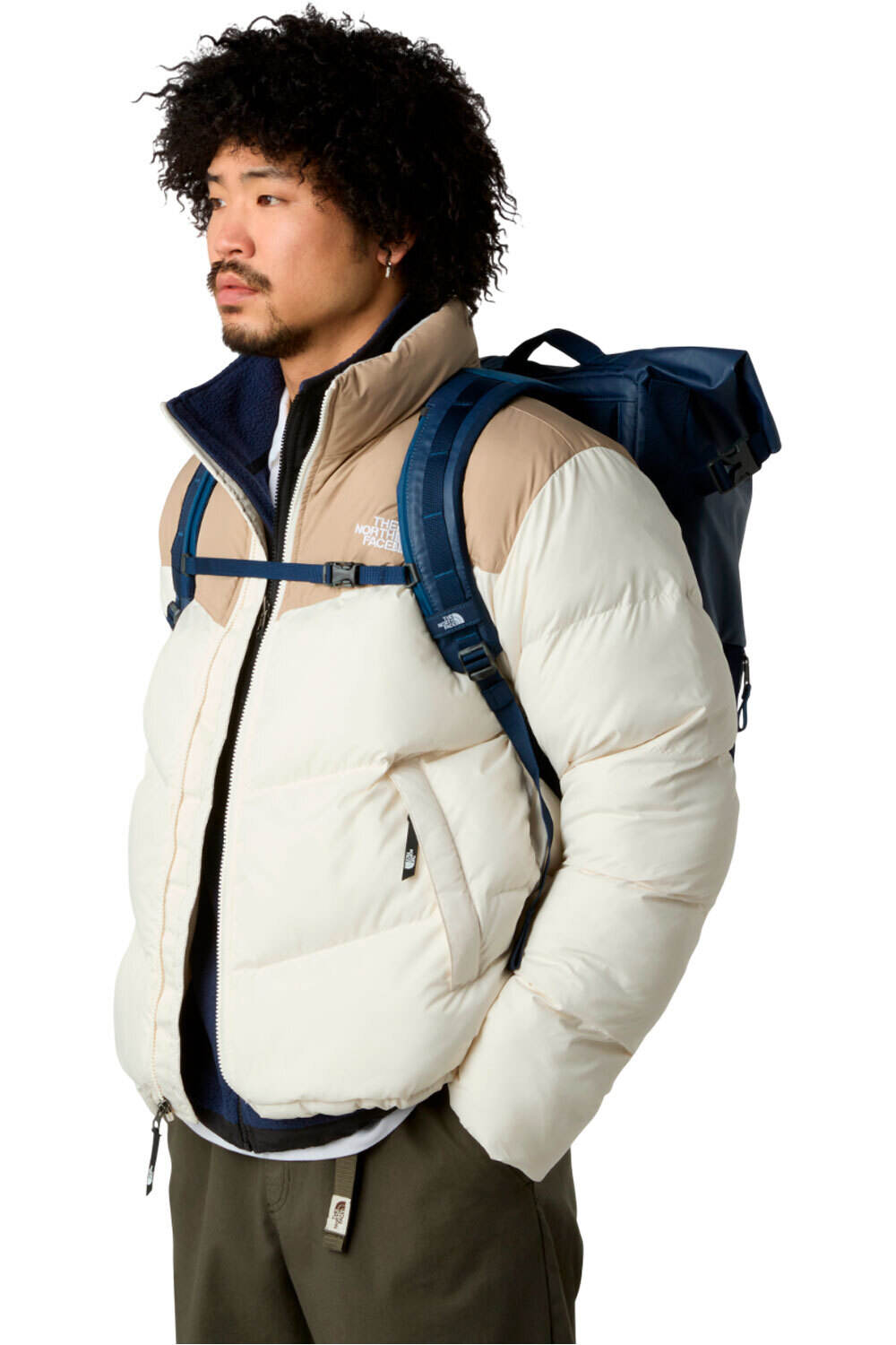 The North Face mochila montaña BASE CAMP VOYAGER ROLLTOP 01