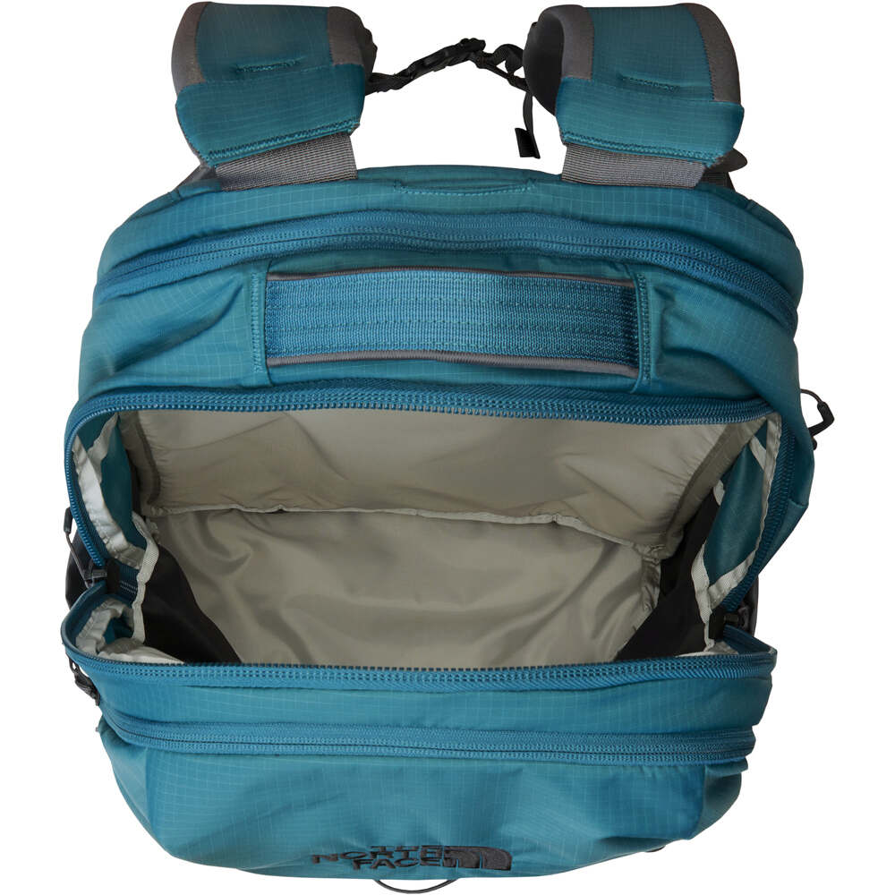 The North Face mochila montaña BOREALIS 03