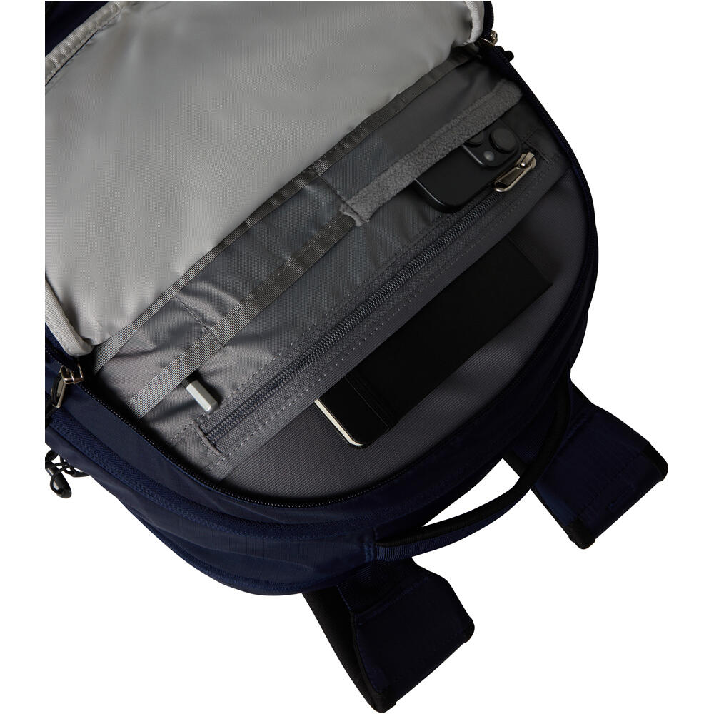 The North Face mochila montaña BOREALIS 06