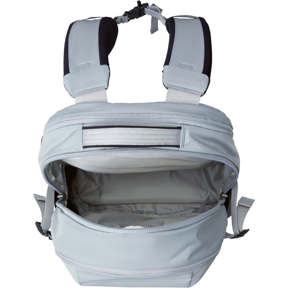 The North Face mochila montaña ROUTER 05