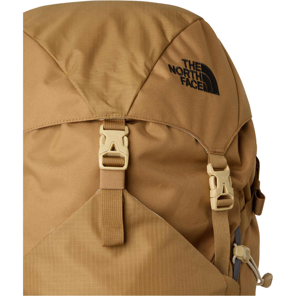 The North Face mochila montaña TERRA 65 04
