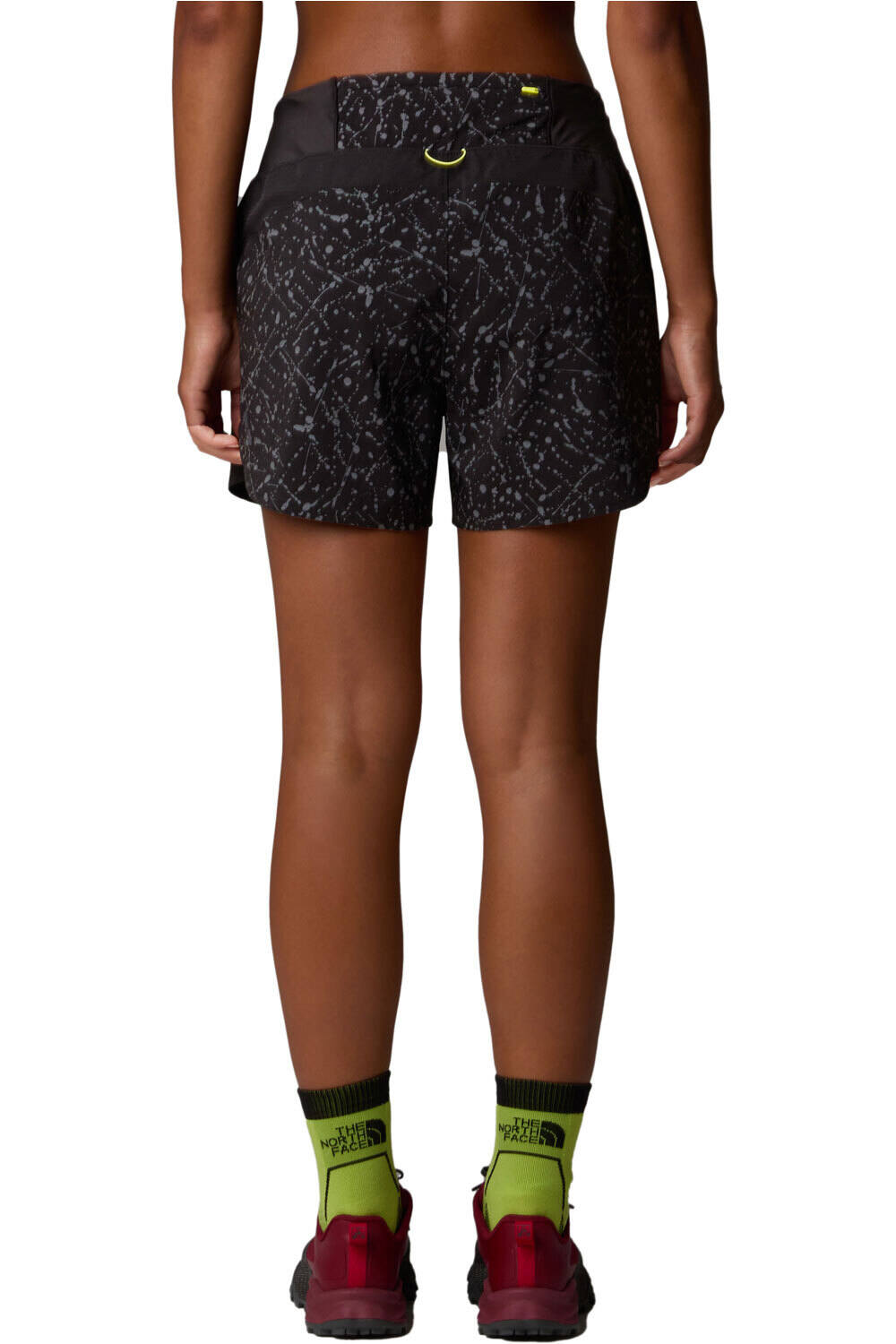 The North Face pantalón corto montaña mujer W SUNRISER SHORT 4IN vista trasera