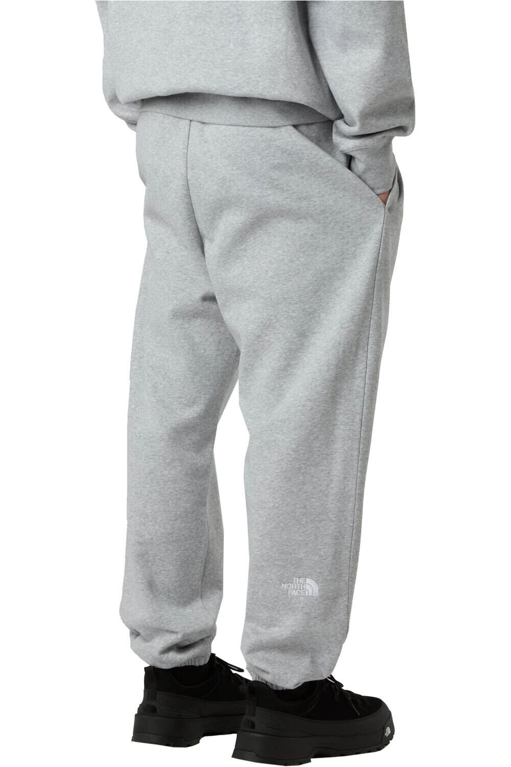 The North Face pantalón hombre M ESSENTIAL RELAXED STRAIGHT JOGGER vista trasera