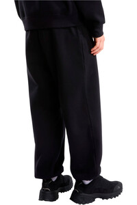 The North Face pantalón hombre M TNF ESSENTIAL SIMPLE DOME RELAXED PANT vista trasera